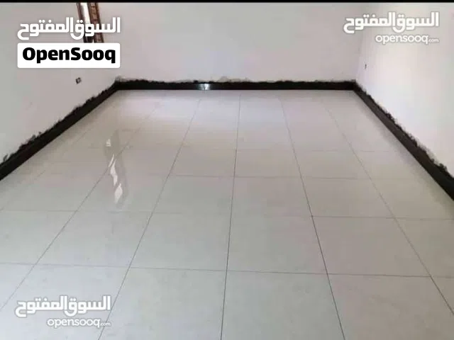 خلفه سيراميك  والواح نعمل يوميه متر مكطوعه