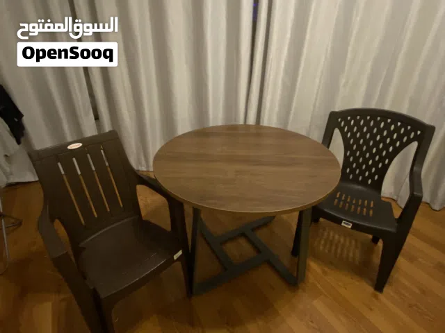 Round dining table with chairs 2