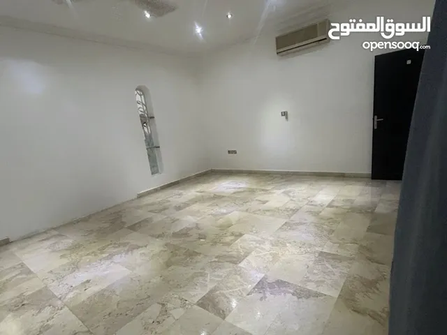 استوديو غرفه وحمام ومطبخ تحضيري بالعذيبه خلف سلطان سنتر