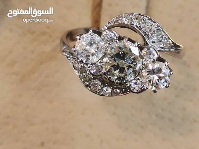 يوجد لدينا خواتم الماس مستعمل من زبائن