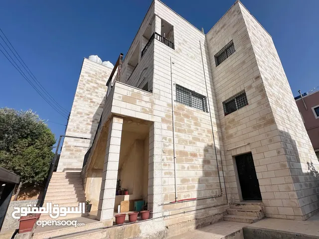 350 m2 3 Bedrooms Townhouse for Sale in Amman Al Yadudah