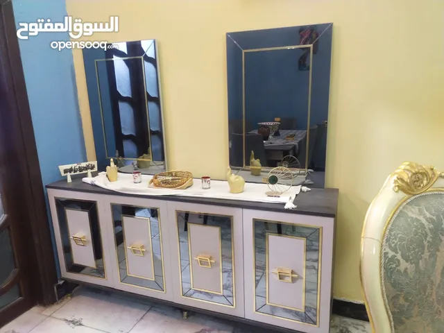 نجار غرف تركي معه عمال ونجار النقل جميع أنواع لاثاث وتنضيف المنازل فتح وشد جميع انواع لاثاث