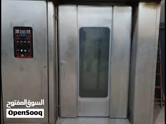 مخبز بكامل معداته صناعه ايطاليه