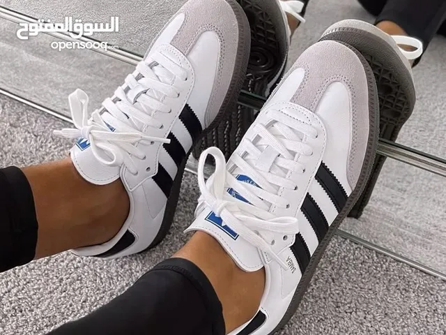 اديداس سامبا للنساء والرجال اصلي ميه بل ميه يوجد لدينا خدمة توصيل للتواصل والاستفسار الرجاء إرسال ر
