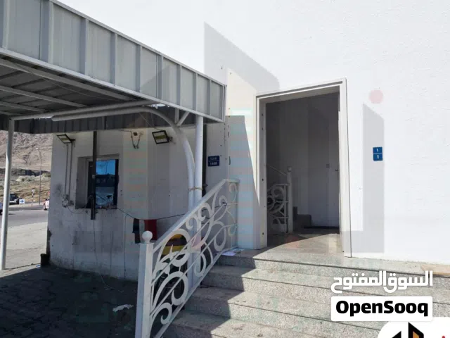 بيسمنت للإيجار في العامرات – محطة نفط عمان  *العقبة*