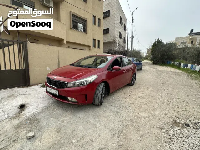 2017 كيا K3 Standard