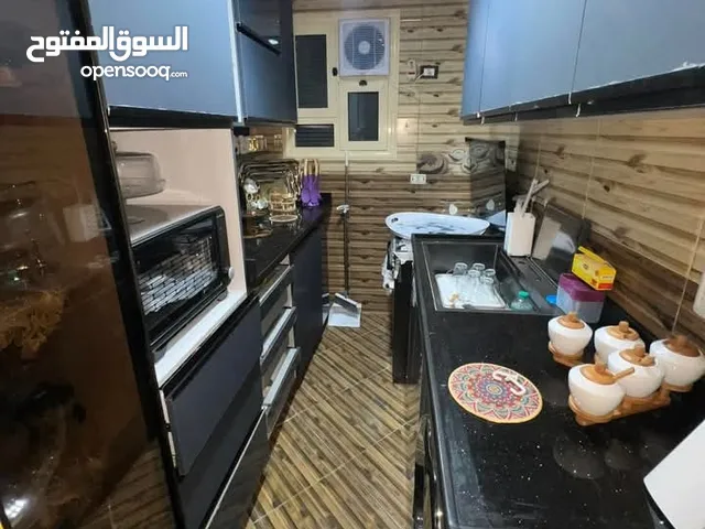 مطبخ بولي لاك خشب