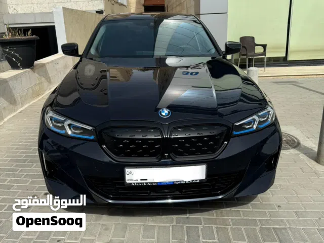 2024 بي ام دبليو الفئة 3 i3 eDrive40L Yaoye Sports Suit