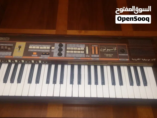 بيانو موسيقى نوع casio موديل AT400 شبه جديد وبحال الوكالة