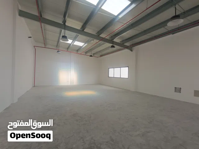 كراج للبيع في صناعيه عجمان