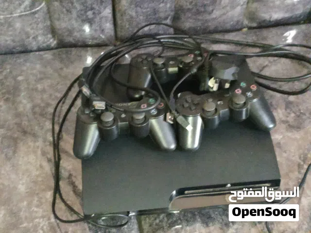 بلايستيشن 3 مهكر بالكامل عرررطه مع جميع الملحقات