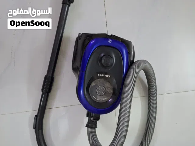 Samsung 1800W Bagless Vacuum Cleaner – SC18M2120SB
