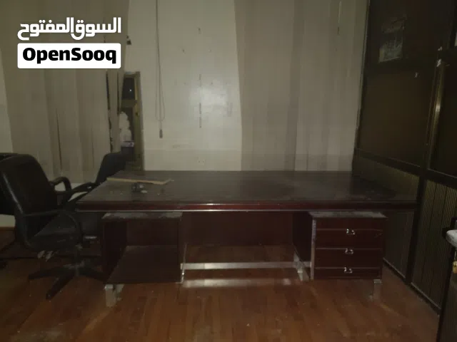 للبيع اثاث مكاتب وكراسي ودولايب وادراج وستائر