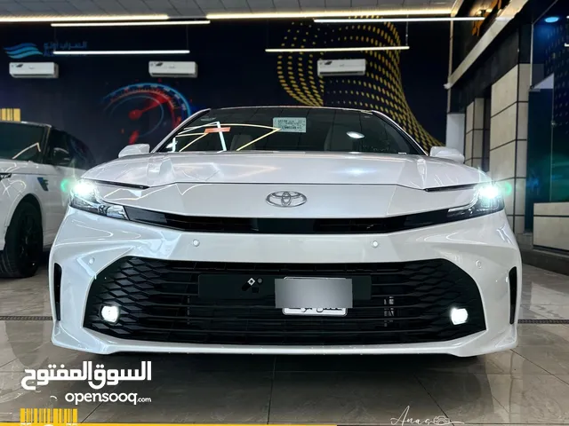 تويوتا كامري فئة LE موديل 2025 شركة باركود لتجارة السيارات