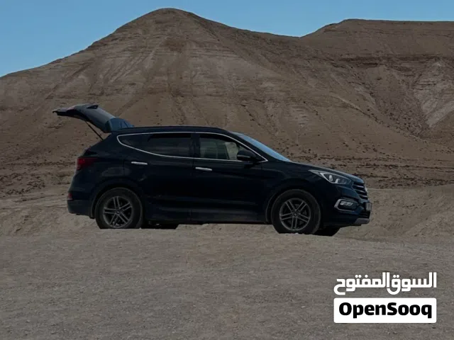 2018 هيونداي سنتافي Standard