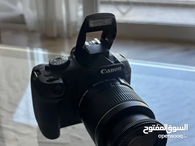Canon EOS 2000D + battery with charger