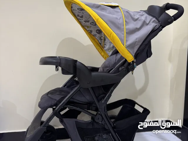 عربة اطفال +مقعد سياره للطفل