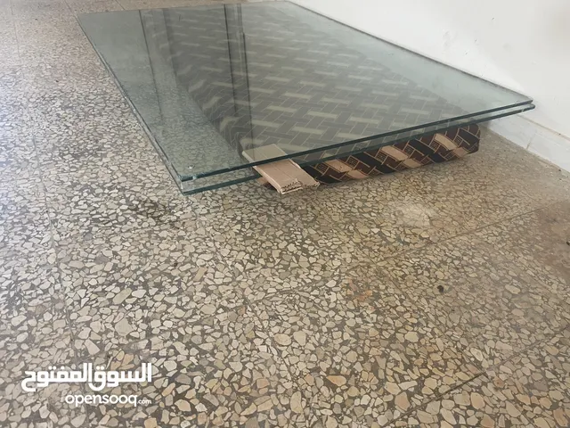 فترينة صيدلية