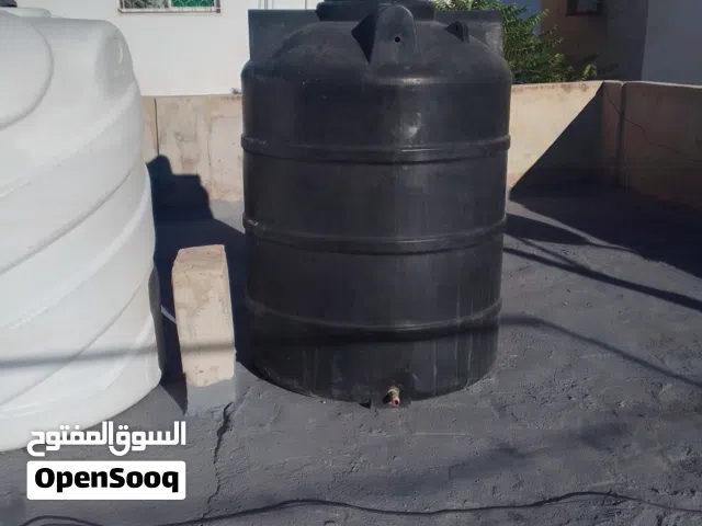 خزان مترين للبيع بحاله جيده