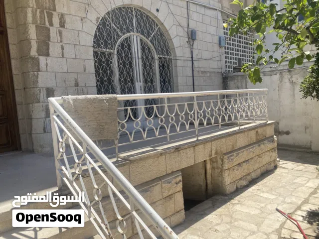 منزل طابق ارضي للإيجار تجاري او سكني