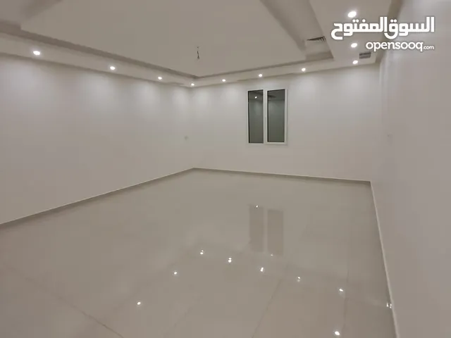 0 m2 5 Bedrooms Apartments for Rent in Mubarak Al-Kabeer Al-Qurain