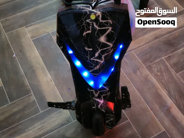 سكوتر للبيع استعمال خفيف