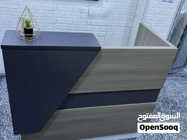 ميز رسبشن للبيع مستعمل