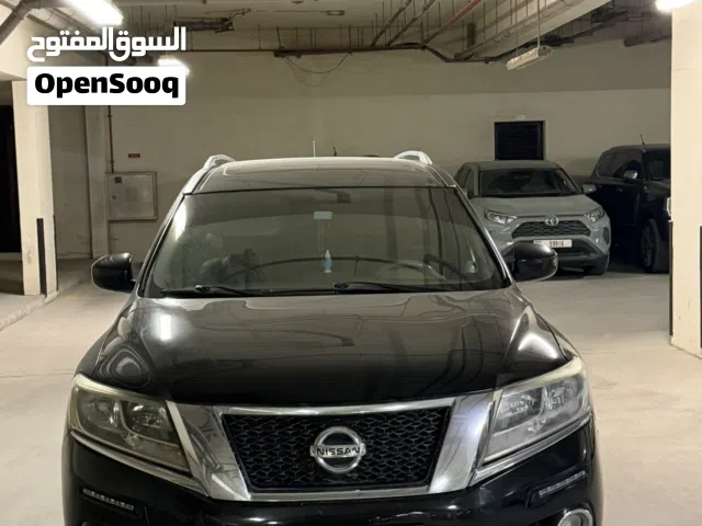 2014 نيسان باثفايندر SV