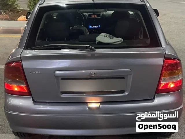 2004, أوبل, استرا, GS