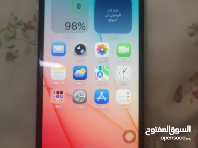 Apple iPhone 11 128 GB in Al Sharqiya