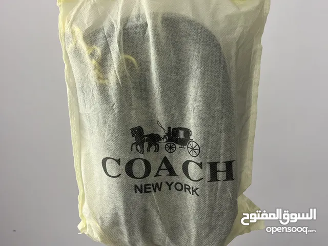 شنتة coach first copy  جلد باللون الأسود  للبيع