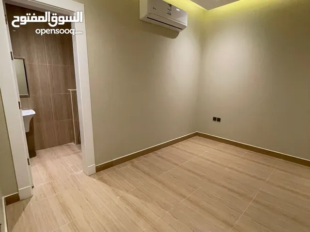 191 m2 3 Bedrooms Apartments for Rent in Al Riyadh Al Malqa