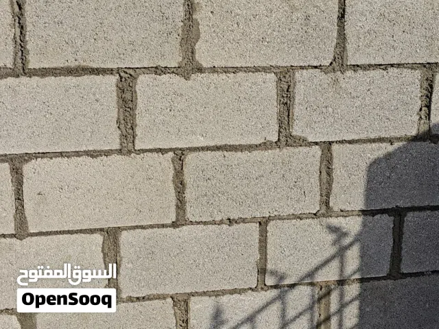 متوفر اعمال مقاولات بأسعار معقولة بناء طابوق + تركيب انترلوك + صيانة مياه وكهرباء