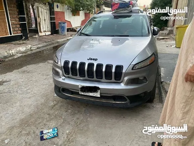 Used Jeep Cherokee in Basra