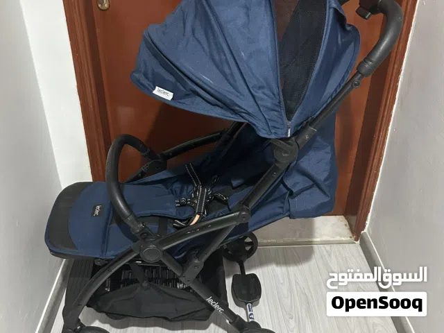 عربانة اطفال للطياره
