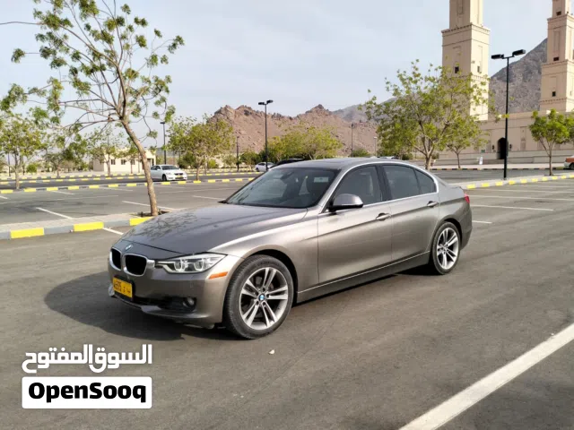 2018 بي ام دبليو الفئة 3 330i