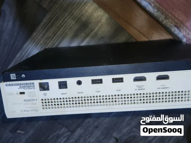 Xbox one s 500GB battlefield bundle  احدث جهاز لشركة ميكرسوفت والذي يتميتز باستهلاك بسيط جدا للطاقه