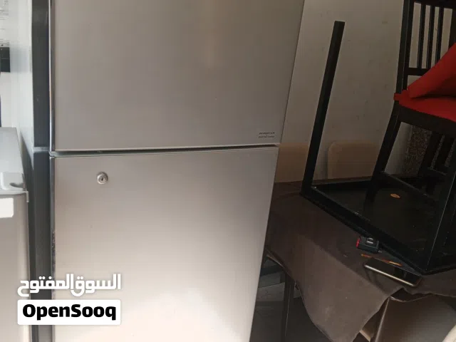 ثلاجة هيتاشي نظيف جدا شغال تبريدممتاز