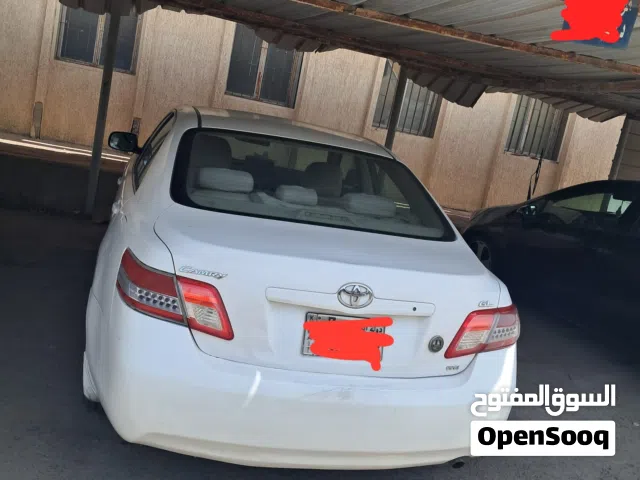 2011 تويوتا كامري GL