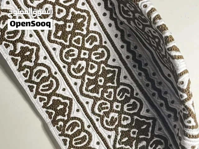 كمة خياطة عمانية نص نجم  قياس 9 و نص  اللون بني غامق