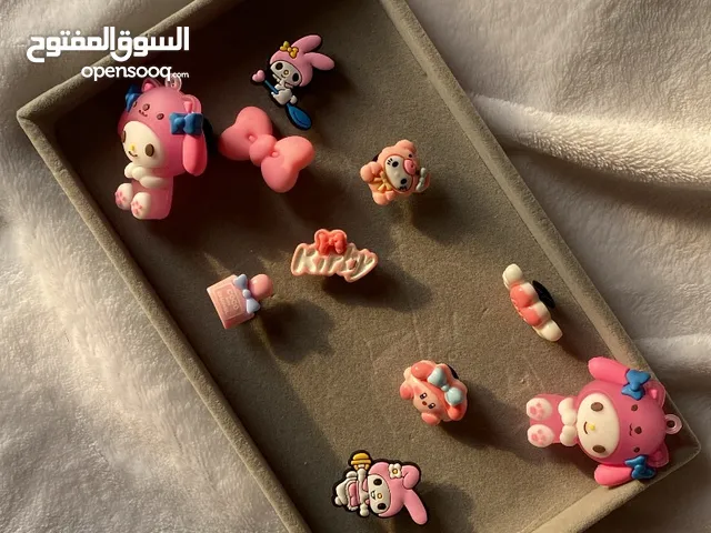 Jibbitz للكروكس قطع جميله ومناسبه لطلعات وسفر رهيييبن وفخمه crocs it’s very nice and unique