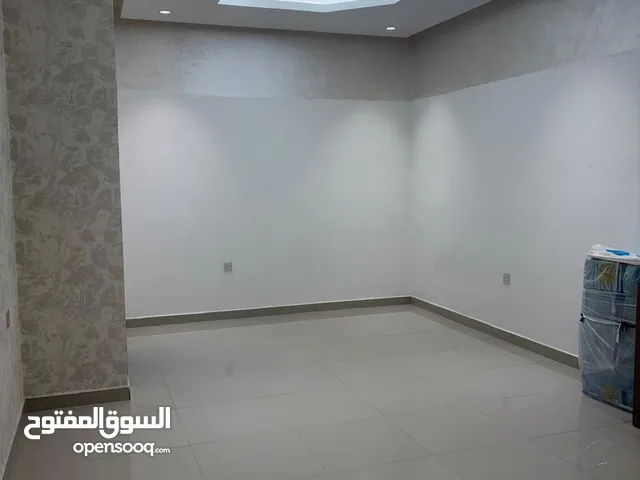 للبيع بيت في الزھراء قطعة 2