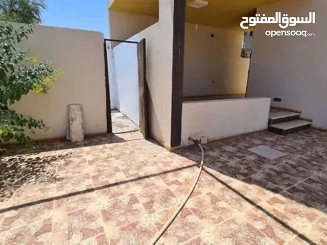 440 m2 More than 6 bedrooms Townhouse for Sale in Tripoli Ain Zara