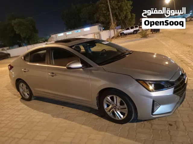 2020 هيونداي النترا Limited