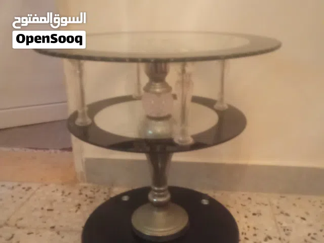 كزيوني طاوله شبه جديده