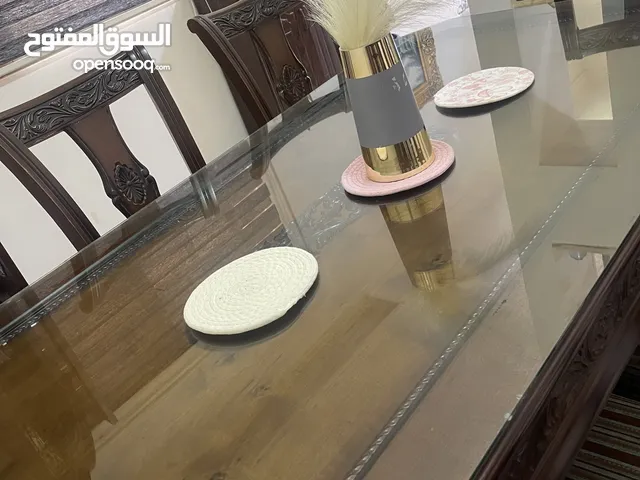 طاوله سفرا