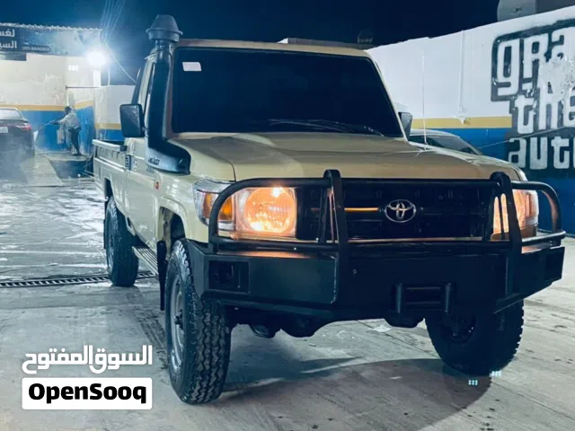 Used Toyota Land Cruiser in Misrata
