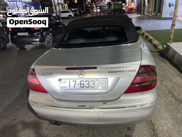 2004, مرسيدس بنز, الفئة-CLK, CLK 200
