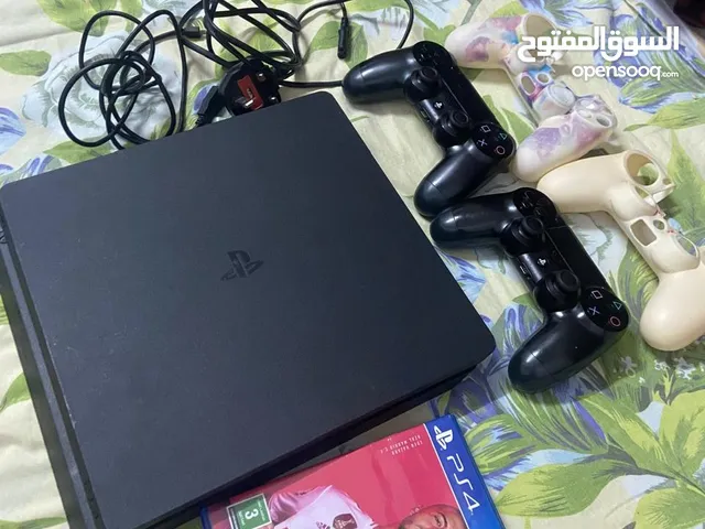 PlayStation 4 PlayStation for sale in Abu Dhabi