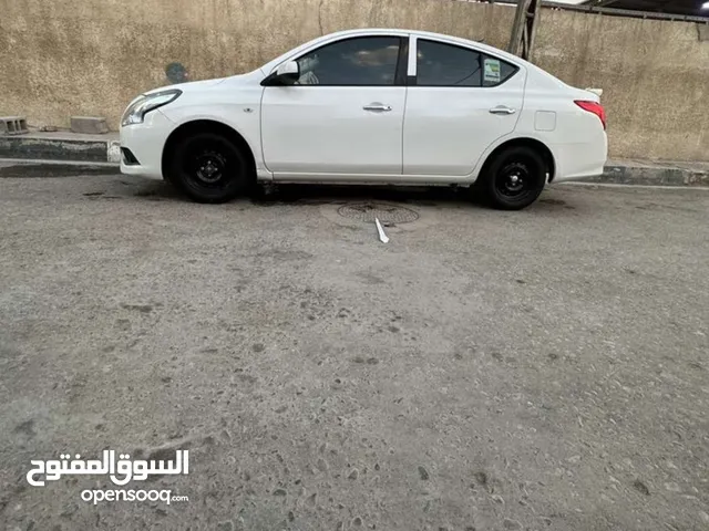 Used Nissan Sunny in Basra